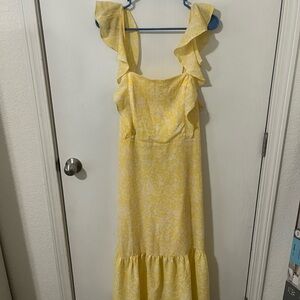 Yellow BCBG Paris Dress size L